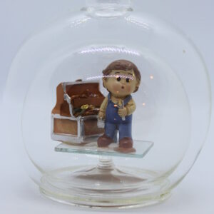 Magicflasche Handwerker 200 ml Eine leere bauchige Flasche aus Glas mit einem Handwerker im Inneren.